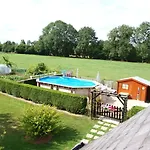 度假居 Au Fer A Cheval Cresseveuille