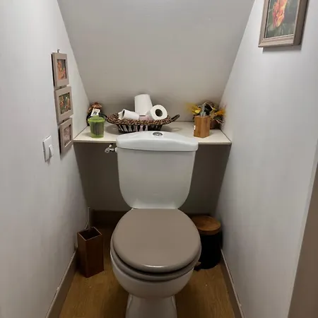 Holiday home Au Fer A Cheval Cresseveuille