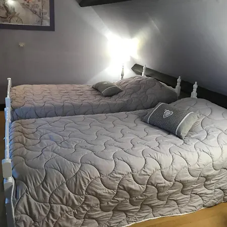 Au Fer A Cheval Holiday home Cresseveuille